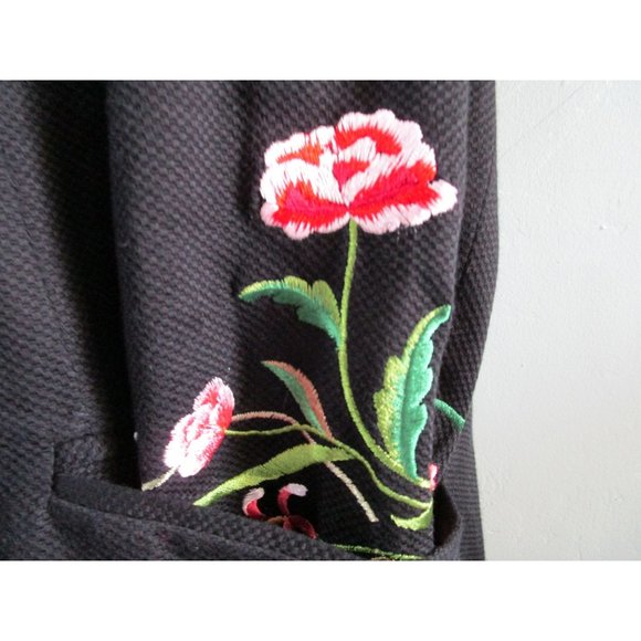 Floral Embroidered Black Coat Victor Costa Occasion No Tags See Measurements EUC - Picture 13 of 16